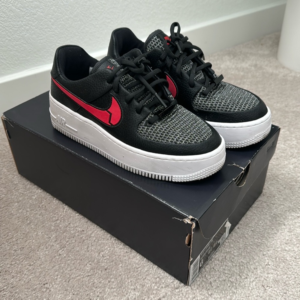 Women’s platform air force 1’s  valentine heart break edition